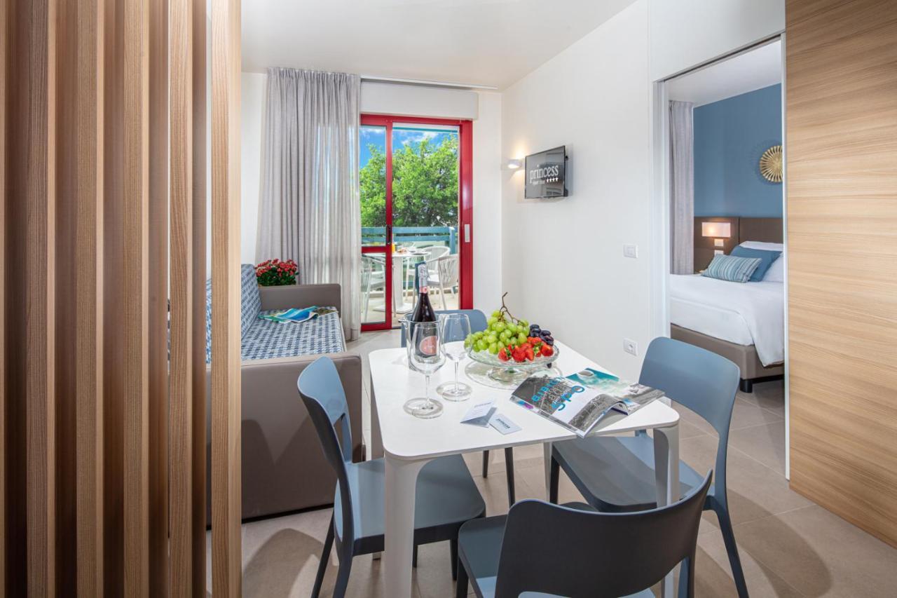 Princess Aparthotel 4*